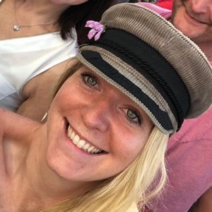 Meet your Posher, Madeleine